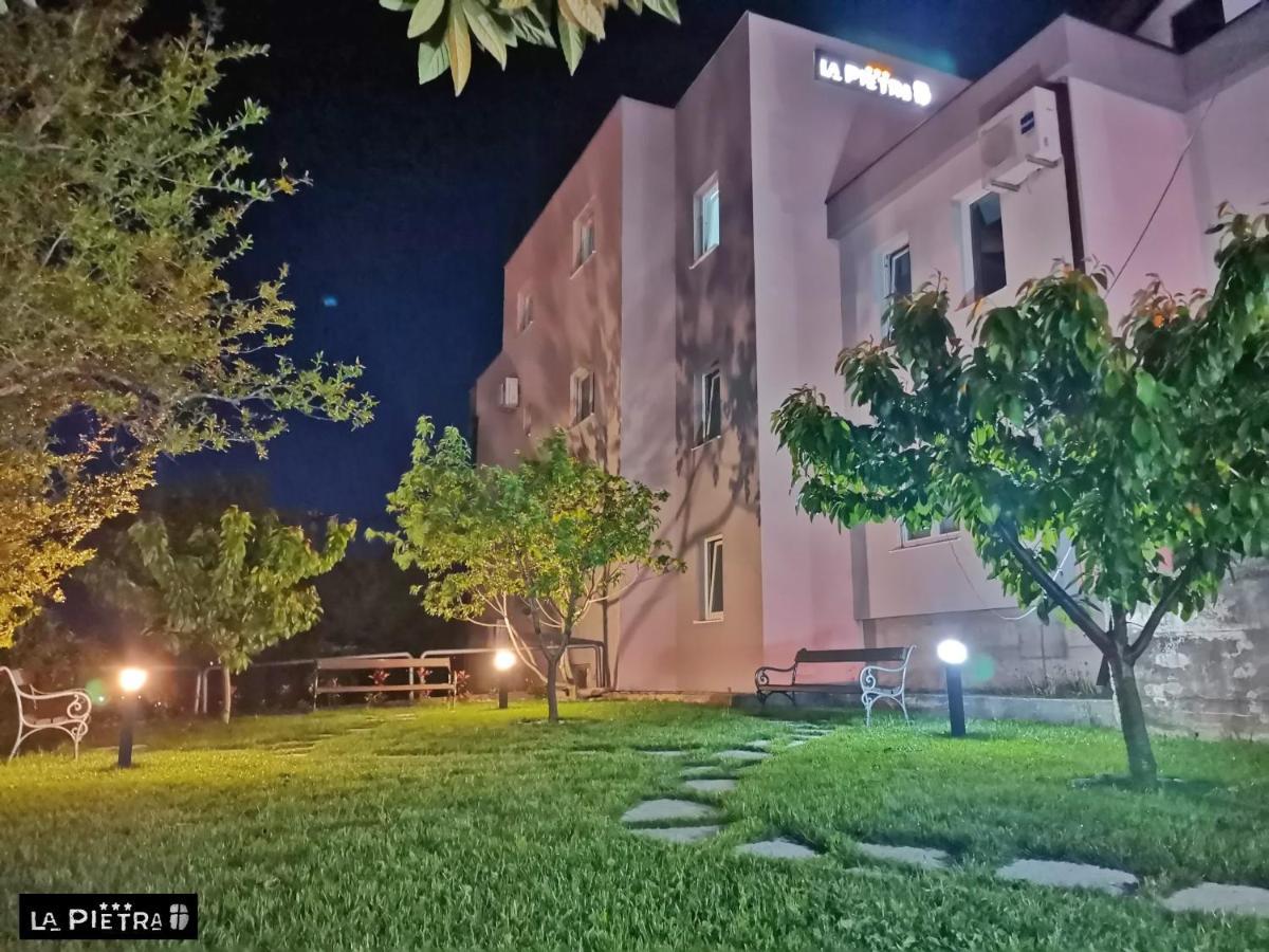 La Pietra Family Hotel Međugorje Extérieur photo