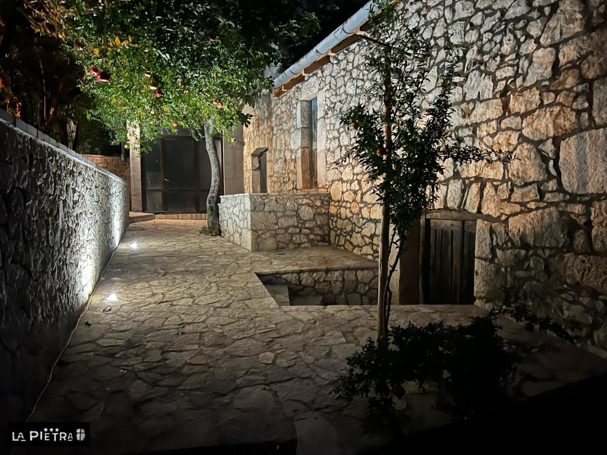 La Pietra Family Hotel Međugorje Extérieur photo