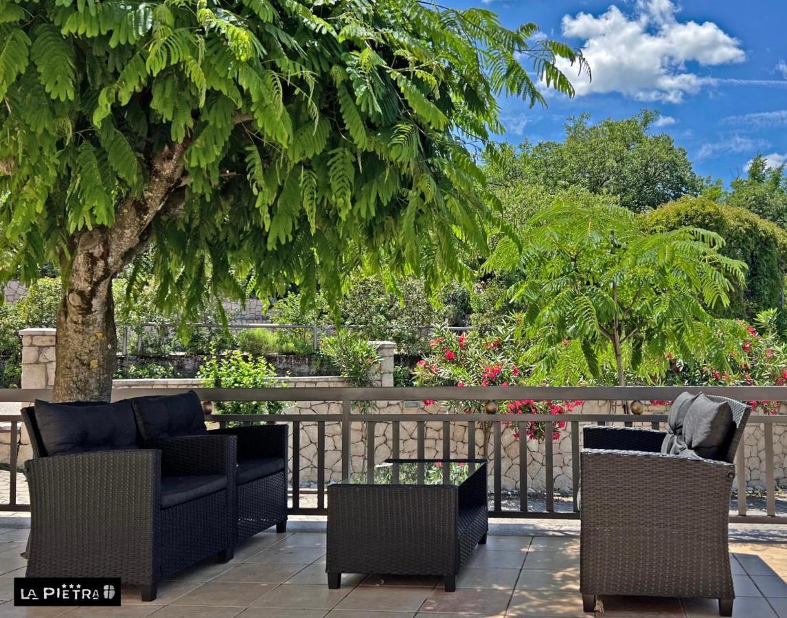 La Pietra Family Hotel Međugorje Extérieur photo